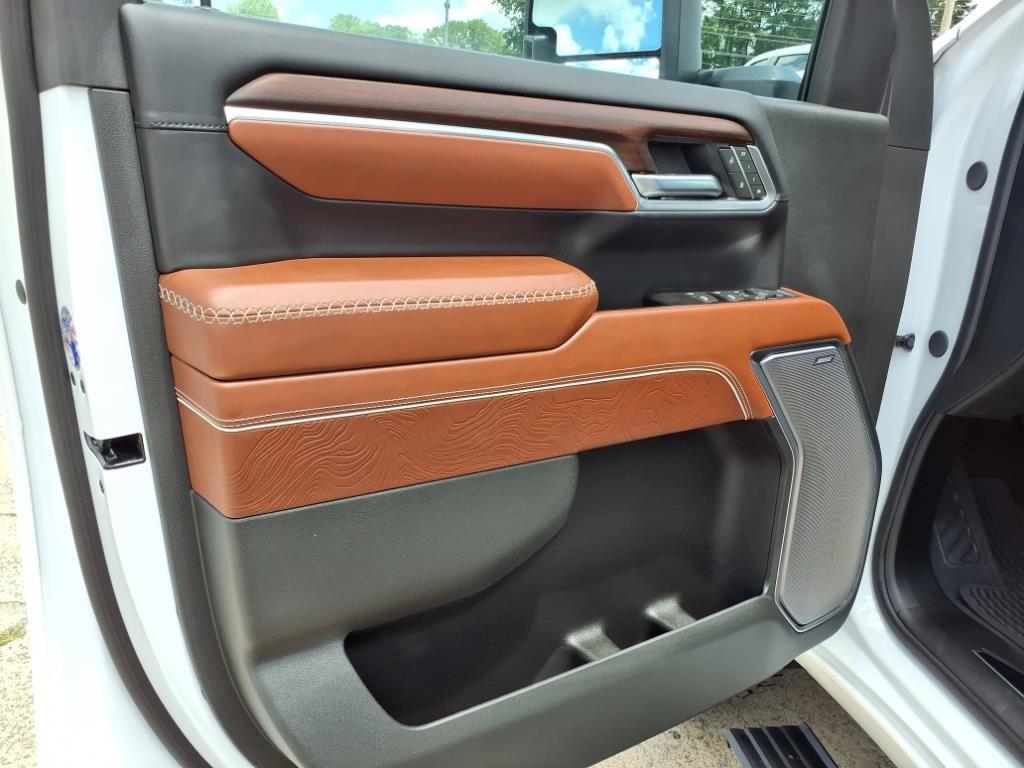 new 2025 GMC Sierra 2500 car, priced at $87,390