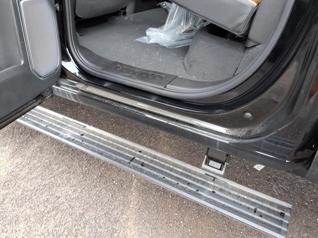 new 2025 GMC Sierra 2500 car, priced at $86,530