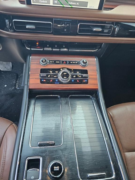 used 2023 Lincoln Aviator car