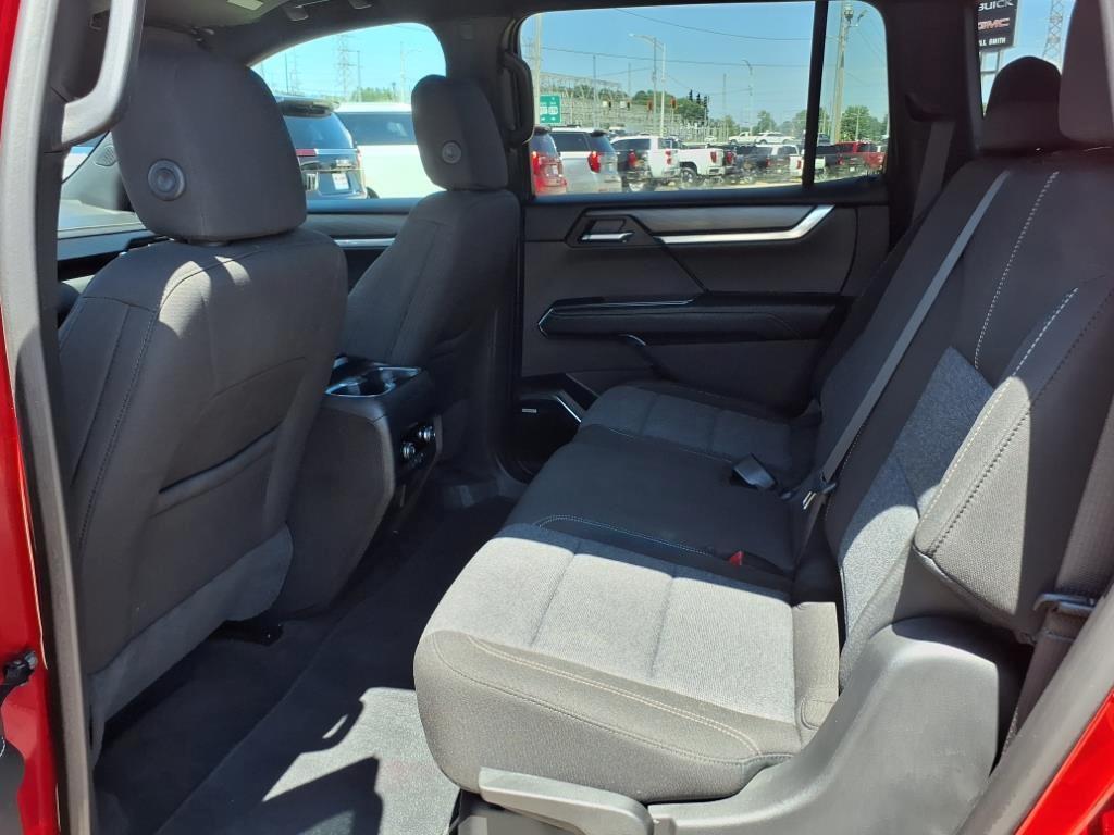 new 2025 GMC Acadia car, priced at $39,040