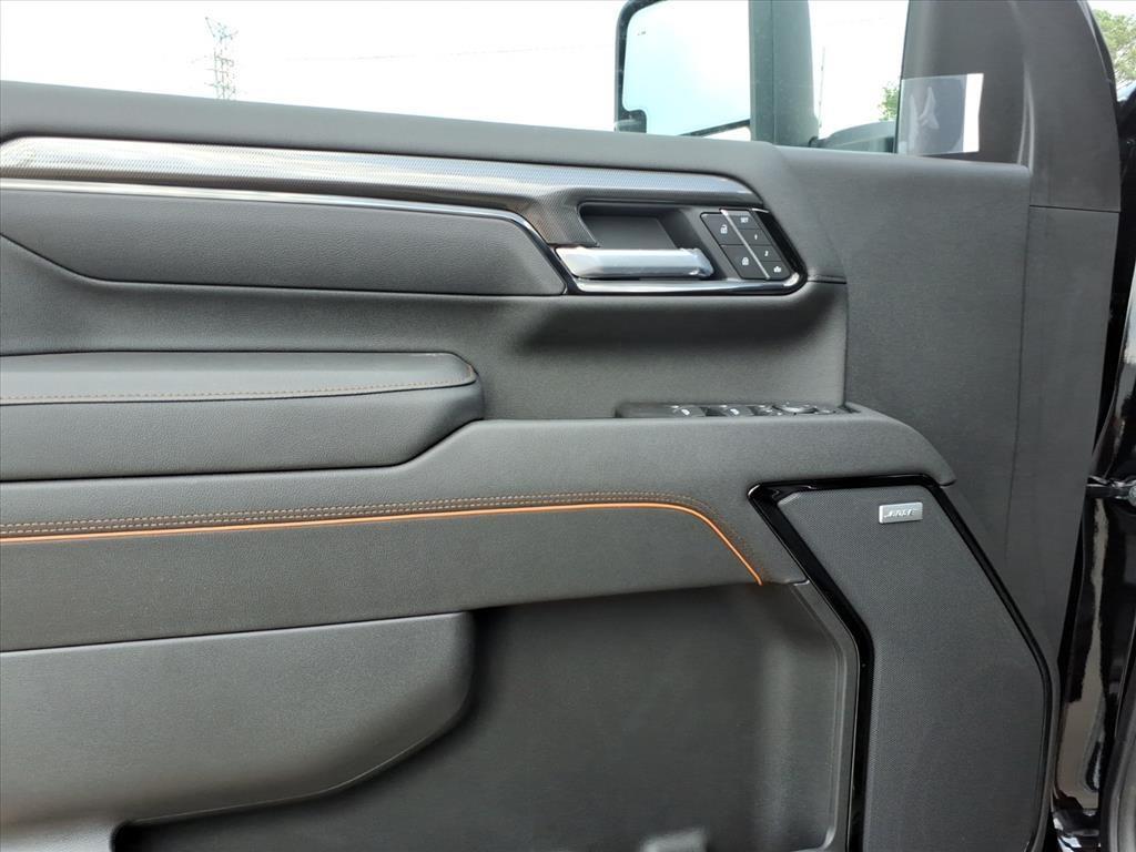 new 2025 GMC Sierra 2500 car, priced at $81,255