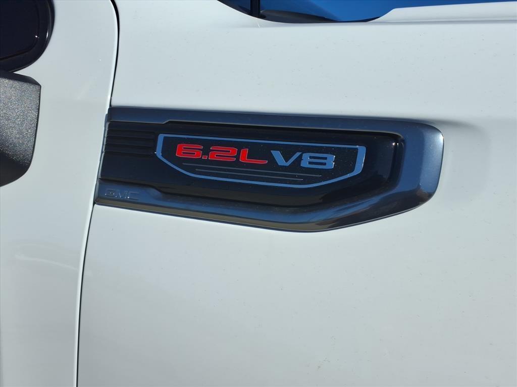 new 2026 GMC Sierra 1500 car, priced at $65,605