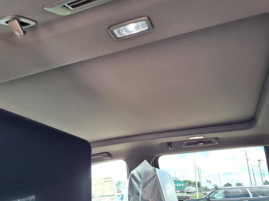 new 2025 GMC Yukon XL car, priced at $91,585