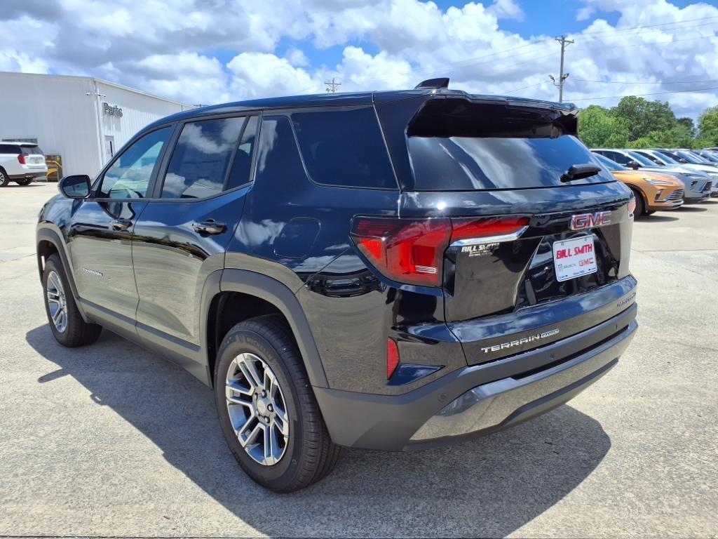 new 2025 GMC Terrain car, priced at $32,140