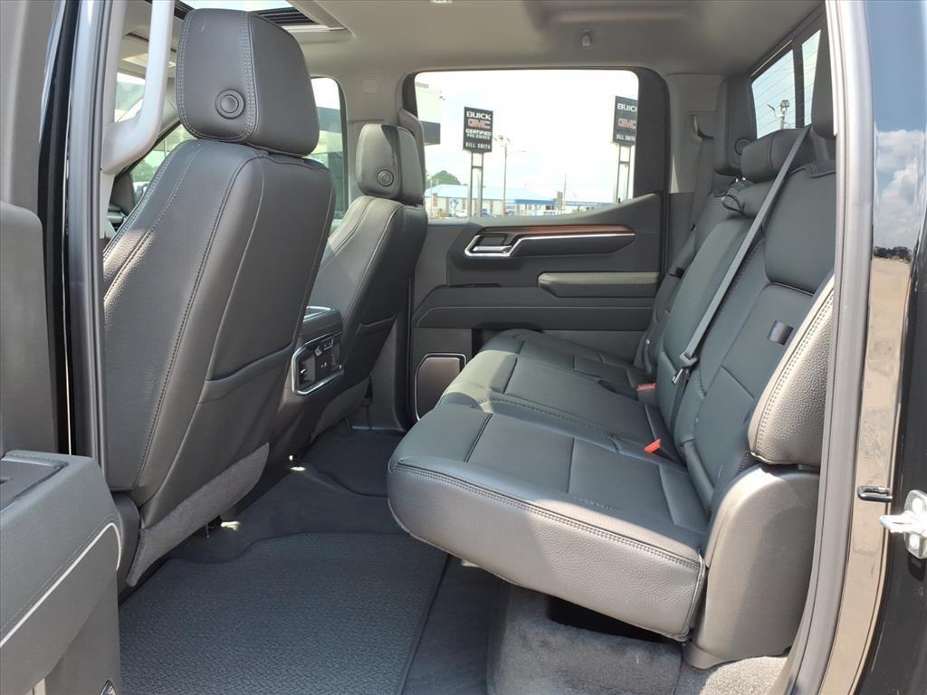 new 2025 GMC Sierra 1500 car, priced at $69,645