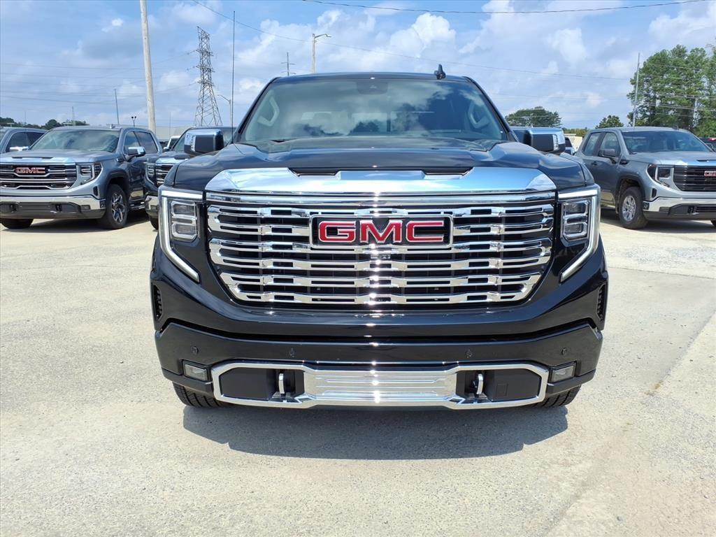 new 2025 GMC Sierra 1500 car, priced at $69,645