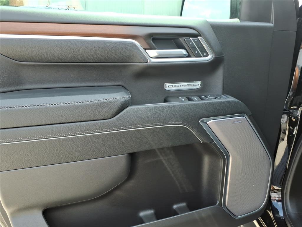 new 2025 GMC Sierra 1500 car, priced at $69,645