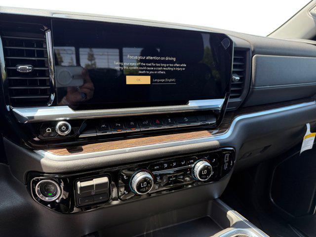 new 2025 GMC Sierra 1500 car, priced at $64,640