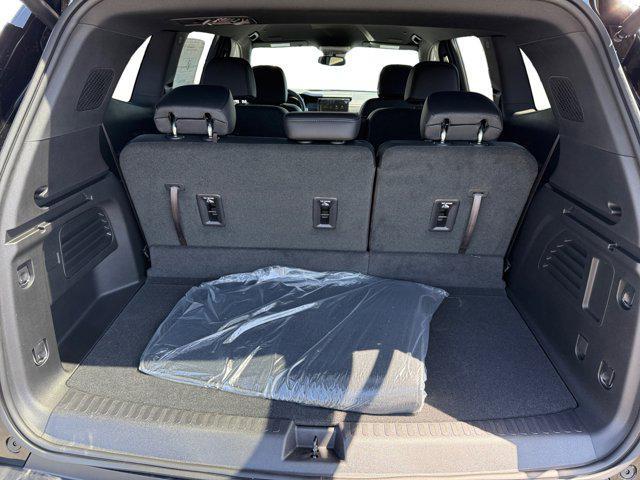 new 2025 GMC Acadia car, priced at $51,775