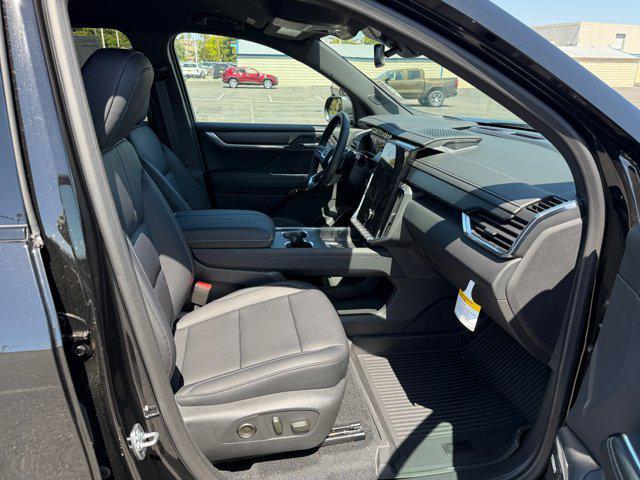 new 2025 GMC Acadia car, priced at $51,775