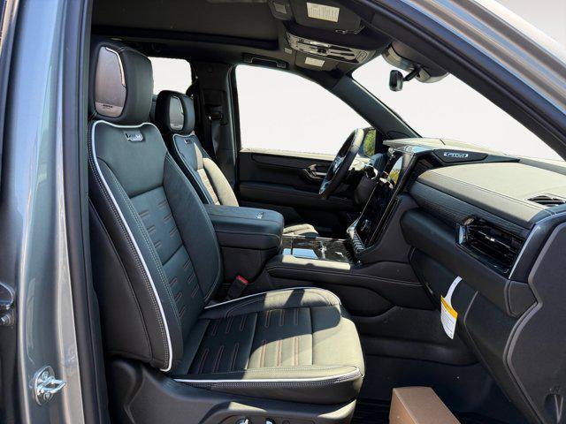 new 2025 GMC Yukon car, priced at $98,505
