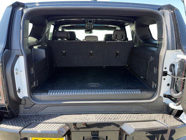 new 2025 GMC HUMMER EV SUV car, priced at $100,690
