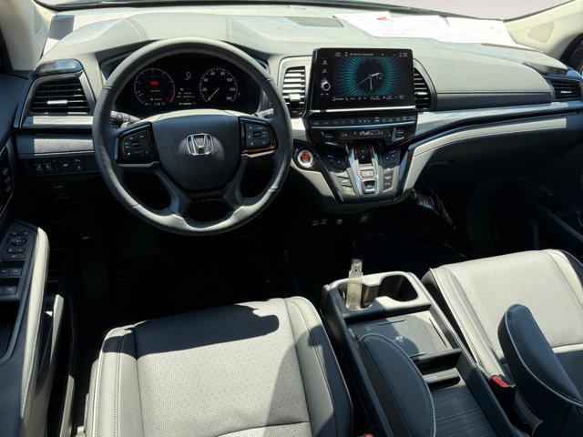 used 2025 Honda Odyssey car, priced at $48,499