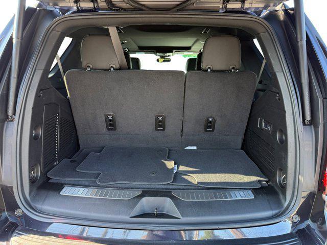 used 2024 GMC Yukon car, priced at $73,999