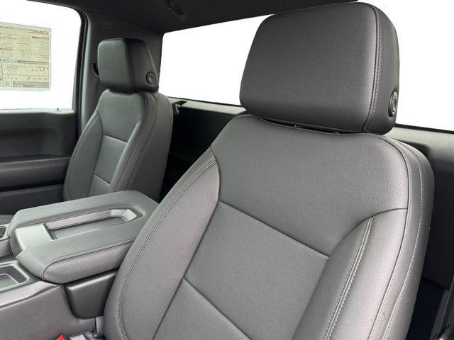 new 2025 GMC Sierra 1500 car, priced at $43,560