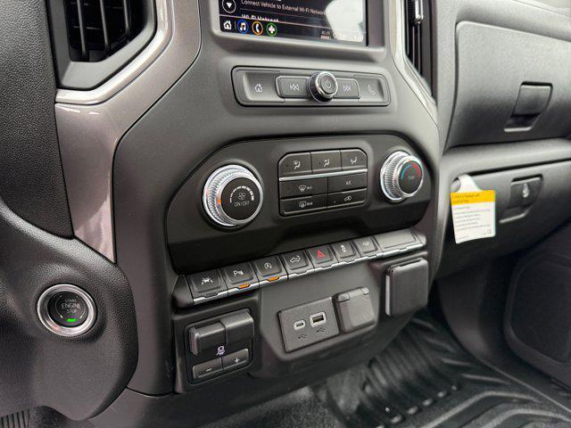 new 2025 GMC Sierra 1500 car, priced at $43,560