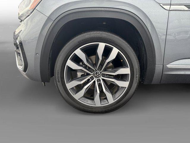 used 2022 Volkswagen Atlas car, priced at $29,999