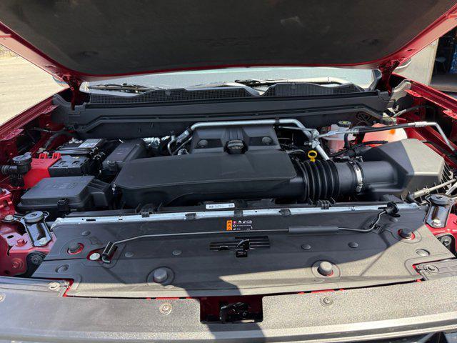new 2025 GMC Canyon car, priced at $42,825