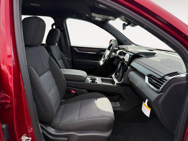 new 2025 GMC Acadia car, priced at $49,040