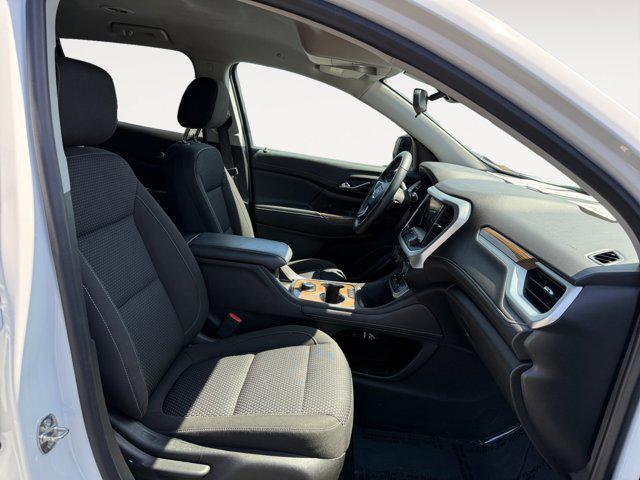 used 2022 GMC Acadia car, priced at $25,500