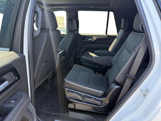 new 2025 GMC Yukon car, priced at $79,335
