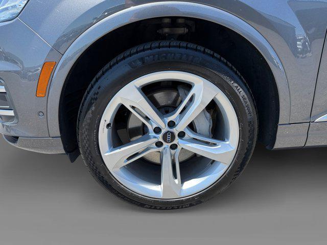 used 2019 Audi Q7 car, priced at $27,699