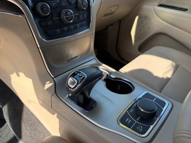 used 2015 Jeep Grand Cherokee car, priced at $17,499