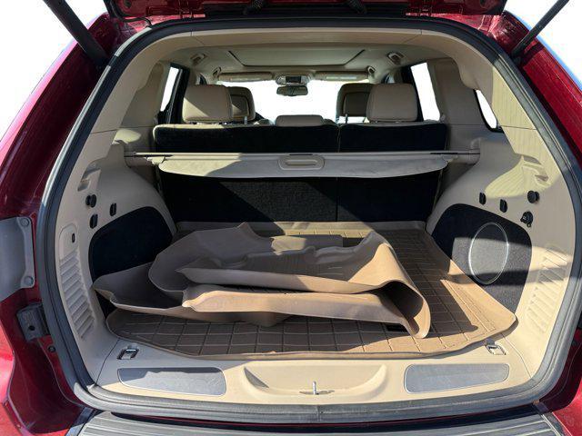 used 2015 Jeep Grand Cherokee car, priced at $17,499