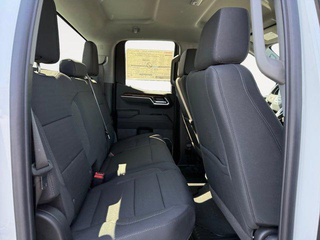 new 2025 GMC Sierra 1500 car, priced at $52,495