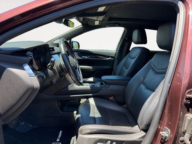 used 2022 Cadillac XT5 car, priced at $31,199