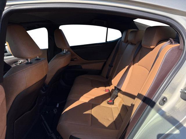 used 2021 Lexus ES 300h car, priced at $32,699