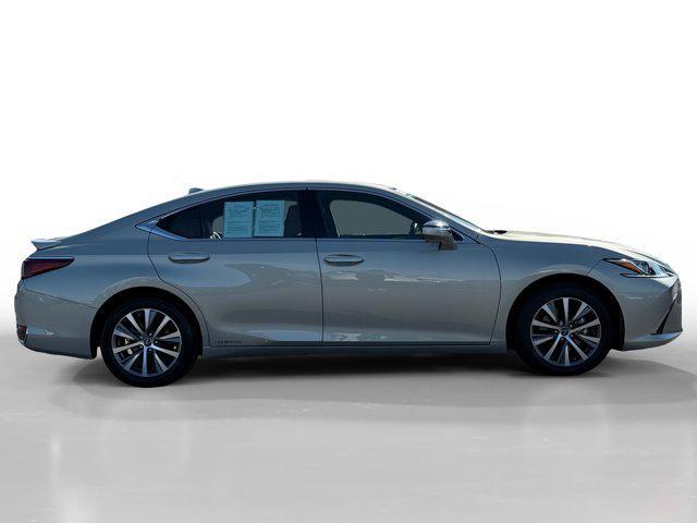 used 2021 Lexus ES 300h car, priced at $32,699