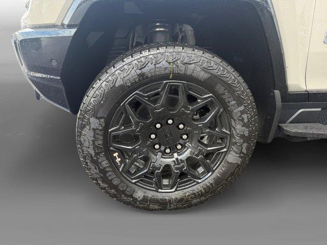 new 2026 GMC HUMMER EV Pickup car, priced at $100,019