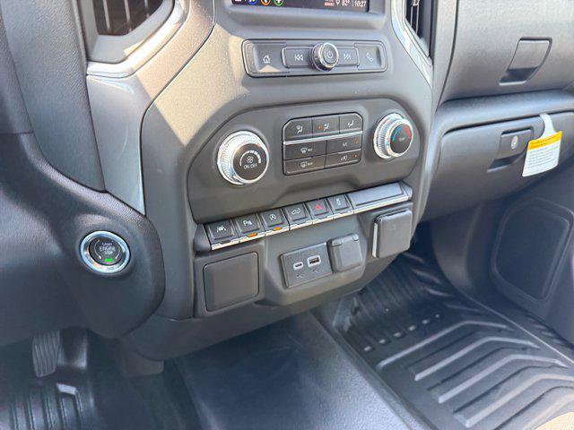 new 2025 GMC Sierra 1500 car, priced at $46,990