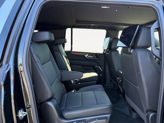 new 2025 GMC Yukon XL car, priced at $100,065