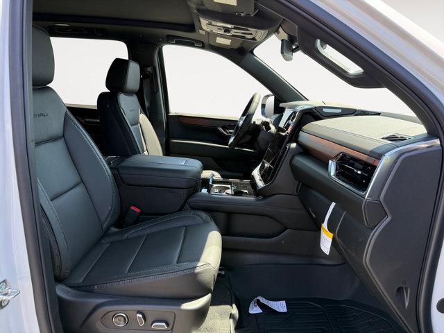 new 2025 GMC Yukon XL car, priced at $92,055