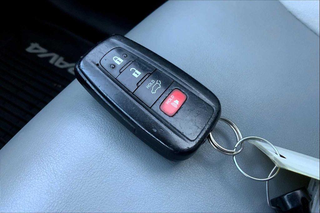 used 2020 Toyota RAV4 car, priced at $15,486