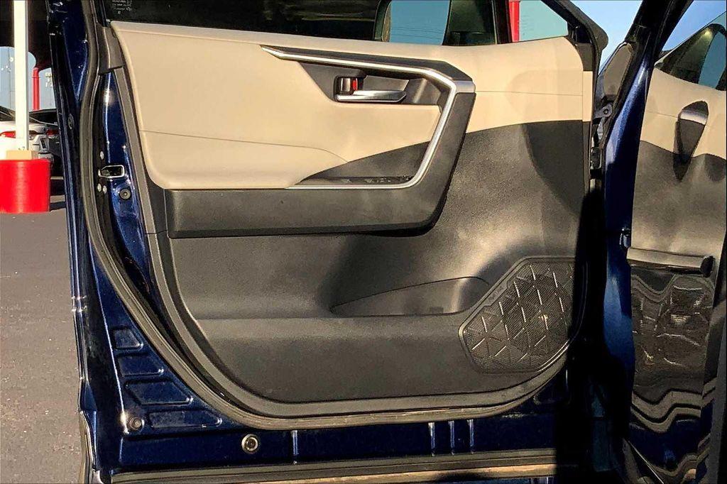 used 2020 Toyota RAV4 car, priced at $15,486