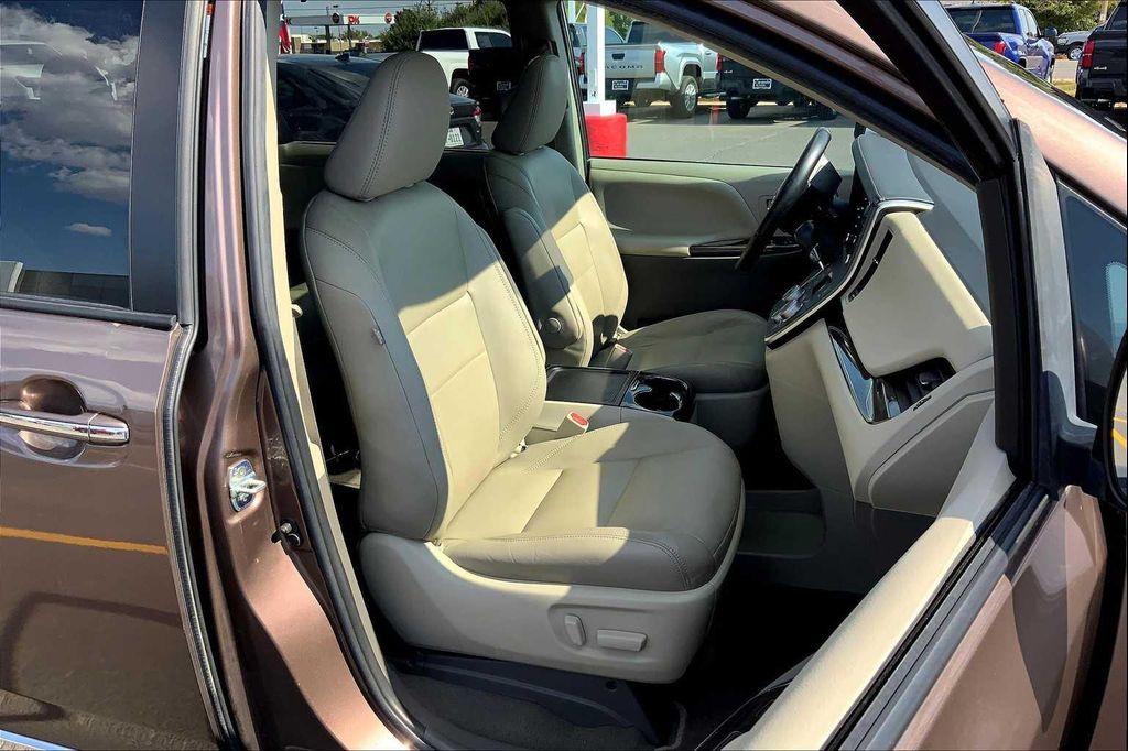 used 2020 Toyota Sienna car, priced at $18,500
