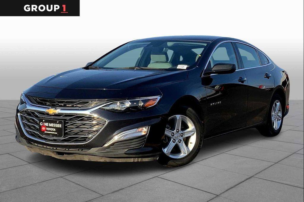 used 2023 Chevrolet Malibu car, priced at $19,136