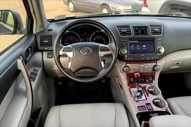 used 2012 Toyota Highlander car, priced at $14,900