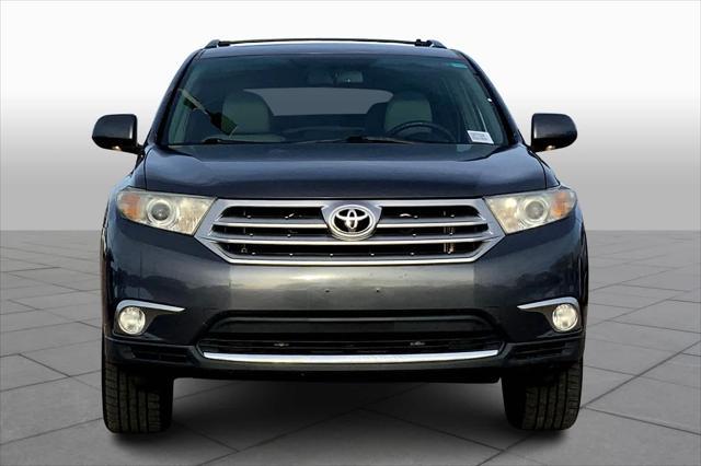 used 2012 Toyota Highlander car, priced at $14,900