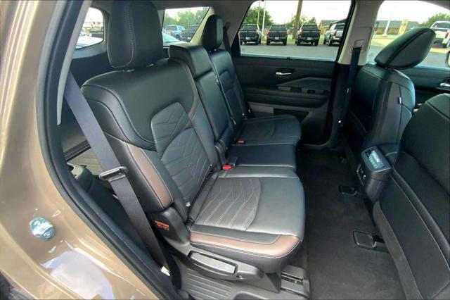 used 2024 Nissan Pathfinder car, priced at $40,470