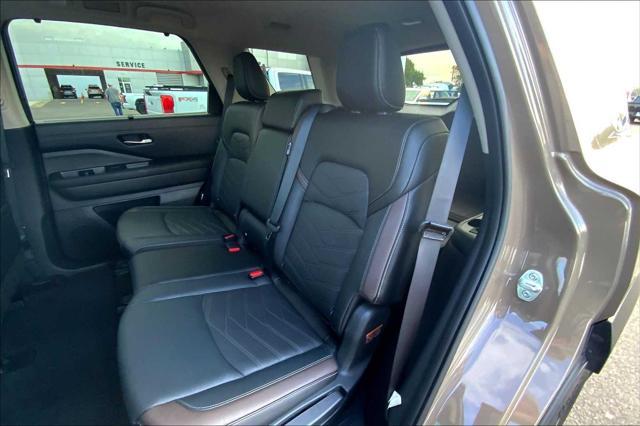 used 2024 Nissan Pathfinder car, priced at $40,470