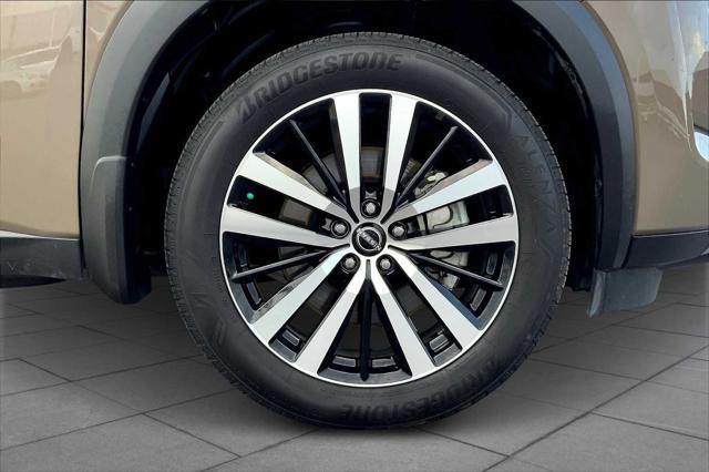 used 2024 Nissan Pathfinder car, priced at $40,470
