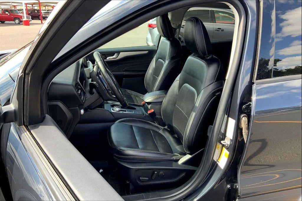used 2022 Ford Escape car, priced at $17,700