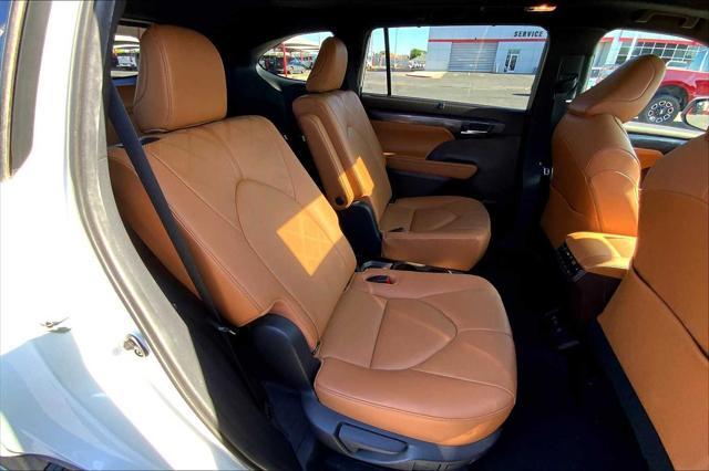 used 2020 Toyota Highlander car, priced at $35,330