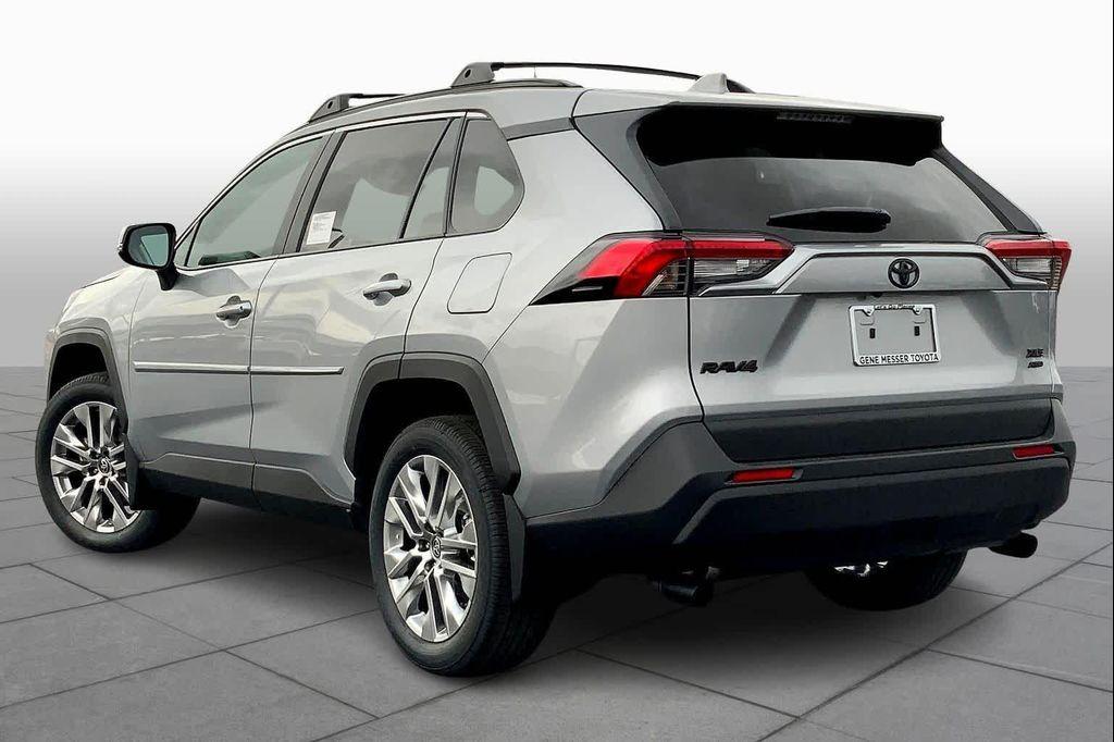 new 2025 Toyota RAV4 car, priced at $40,498