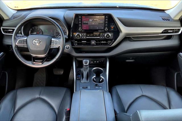 used 2020 Toyota Highlander car, priced at $28,645