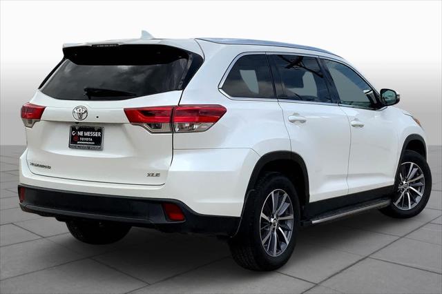 used 2019 Toyota Highlander car, priced at $23,420